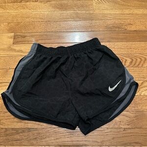 nike dri fit shortd